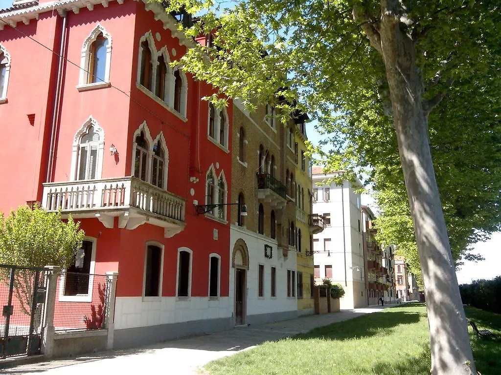 Maison Sant'Elena Venice